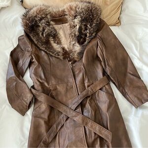Vintage Leather Trench Coat with Fur Collar